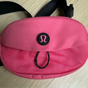 Lululemon Take It On Belt Bag 1L